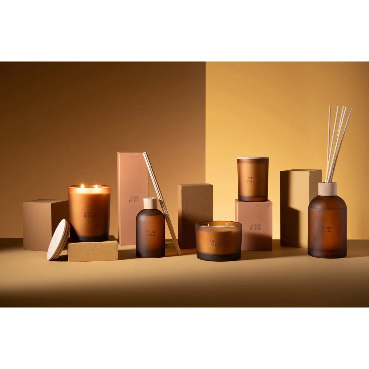 Bougie parfumée Ambre Intime — Chaleur ambrée & élégance cocooning