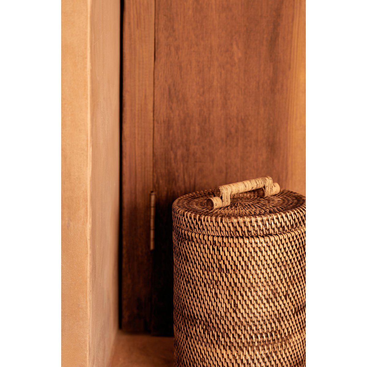 Panier de rangement haut en rotin naturel — Élégance bohème & rangement discret