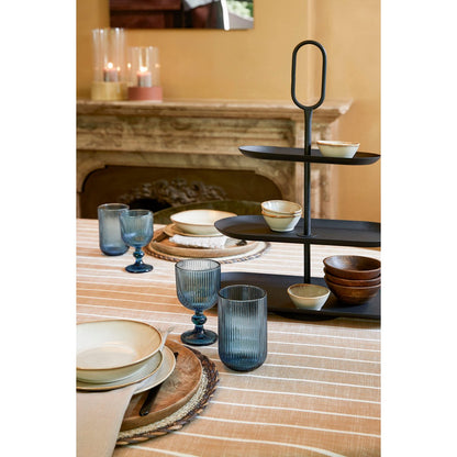 Nappe Alivo Marron – table dressée ambiance intérieure chaleureuse