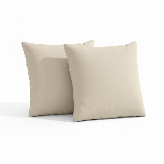 Coussins beige 45x45 cm — fond blanc studio texture tissu